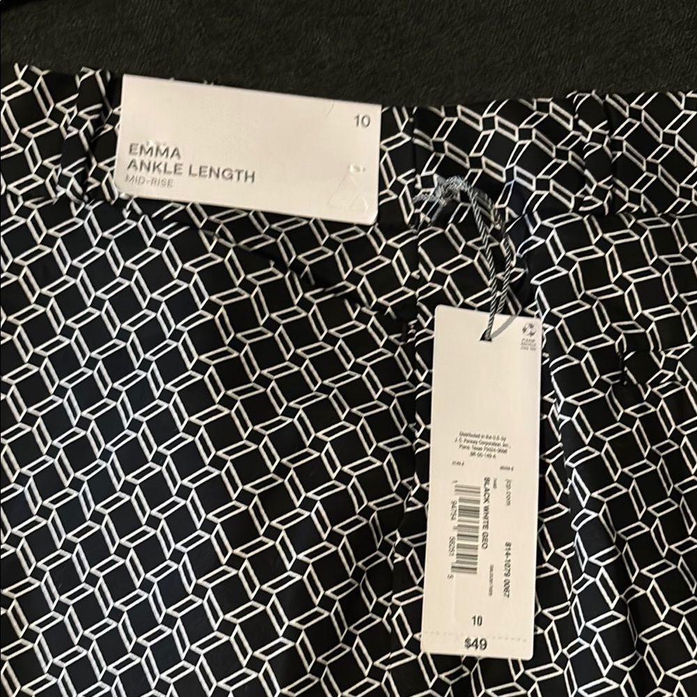 H&M Geometric Pattern Pants in Black and White